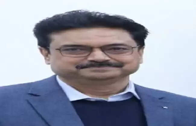 कुलपति की अध्यक्षता में हुई डीयू साहित्य महोत्सव की सभी कमेटियों की संयुक्त बैठक