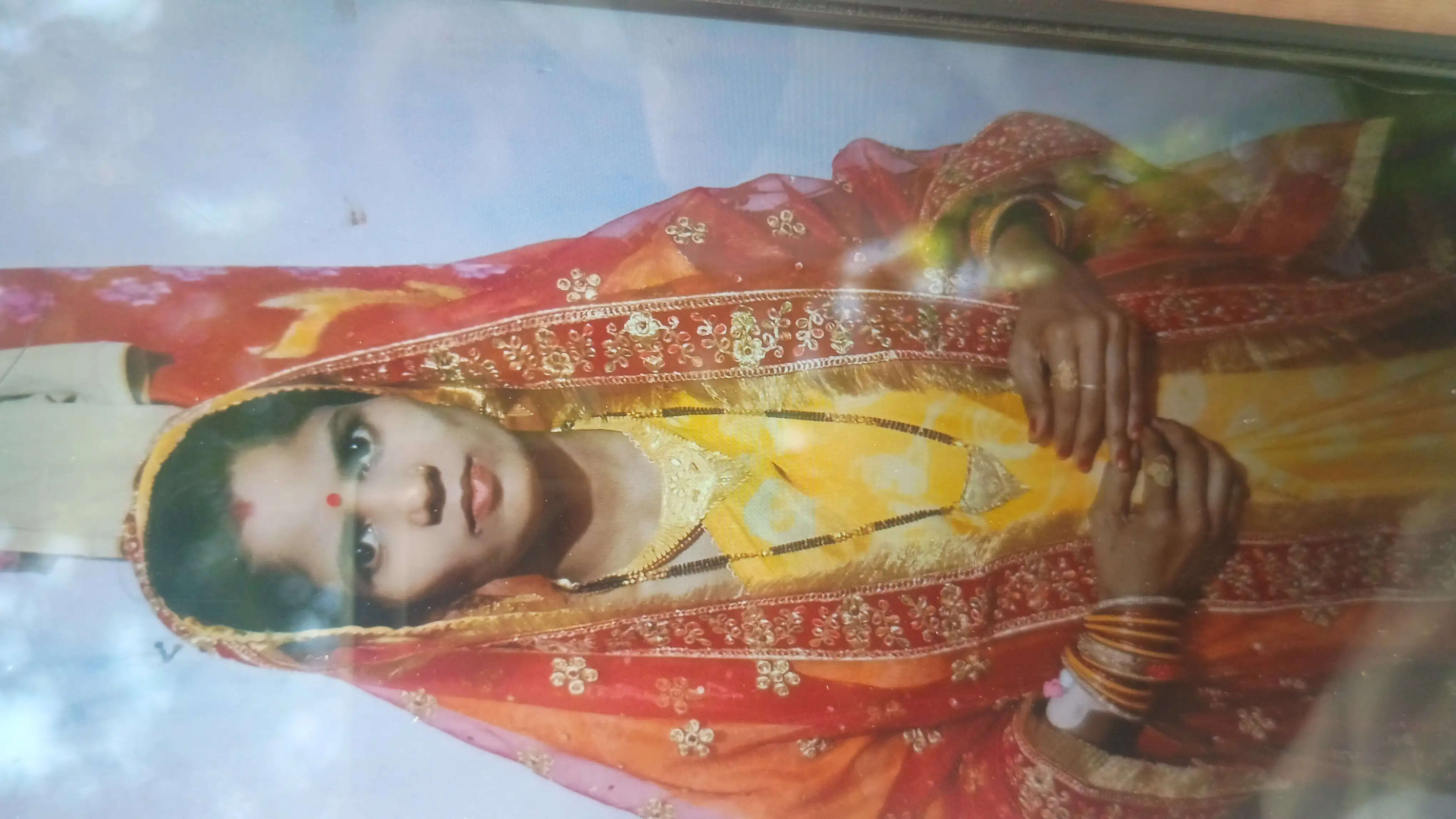 संदिग्ध परिस्थितियों में महिला की मौत, मायके पक्ष ने लगाया हत्या का आरोप