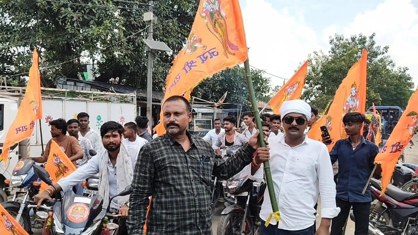 बाबा गणिनाथ गोविंद की 14वीं जयंती पर निकली भव्य शोभायात्रा