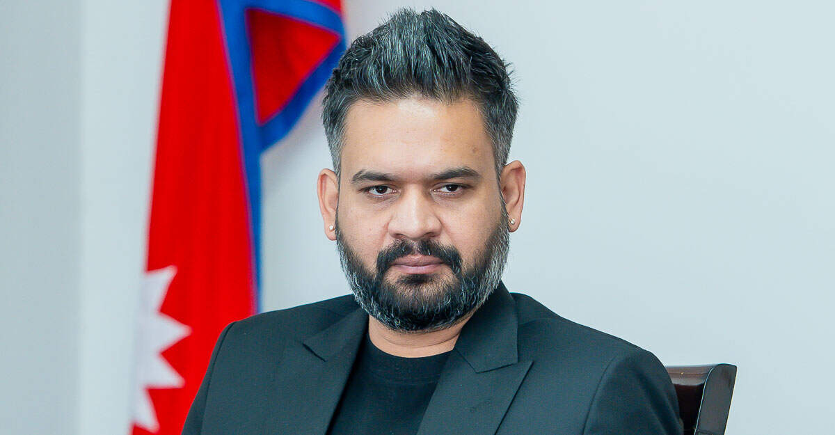 अदालत के अवमानना मामले में नेपाल के प्रधानमंत्री शाह को उपस्थिति से छूट मिली