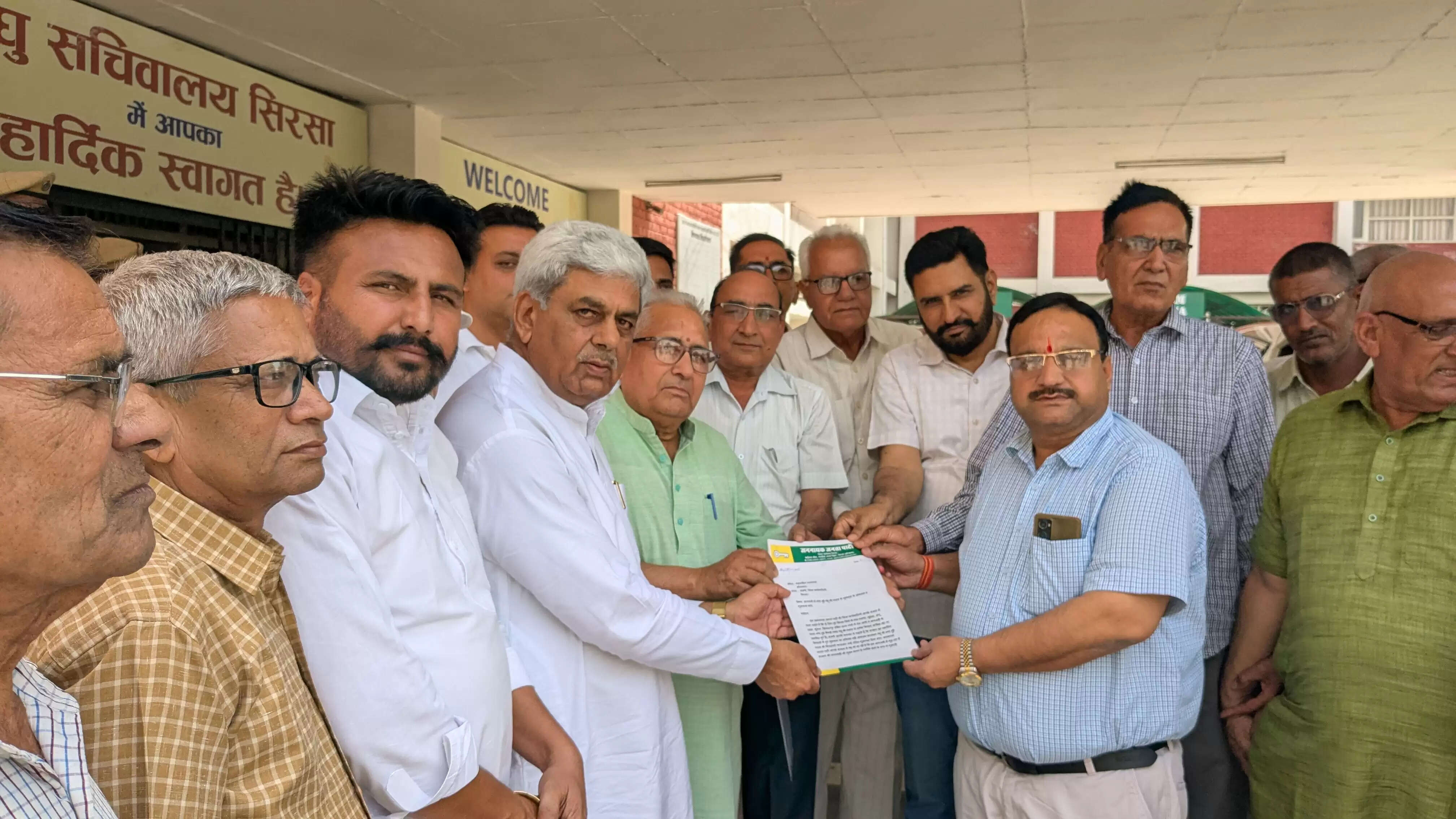 सिरसा: प्रभावित किसानों को 65 हजार रुपये प्रति एकड़ मुआवजा दे सरकार