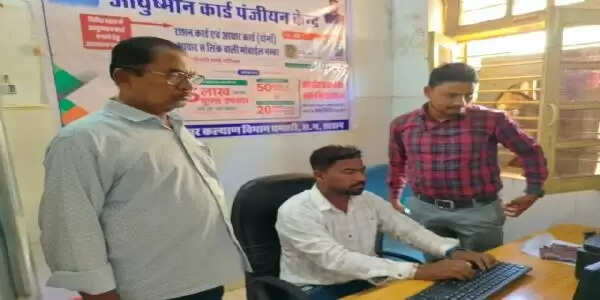 आयुष्मान वय वंदना योजना कार्ड पंजीयन में धमतरी चौथे स्थान पर