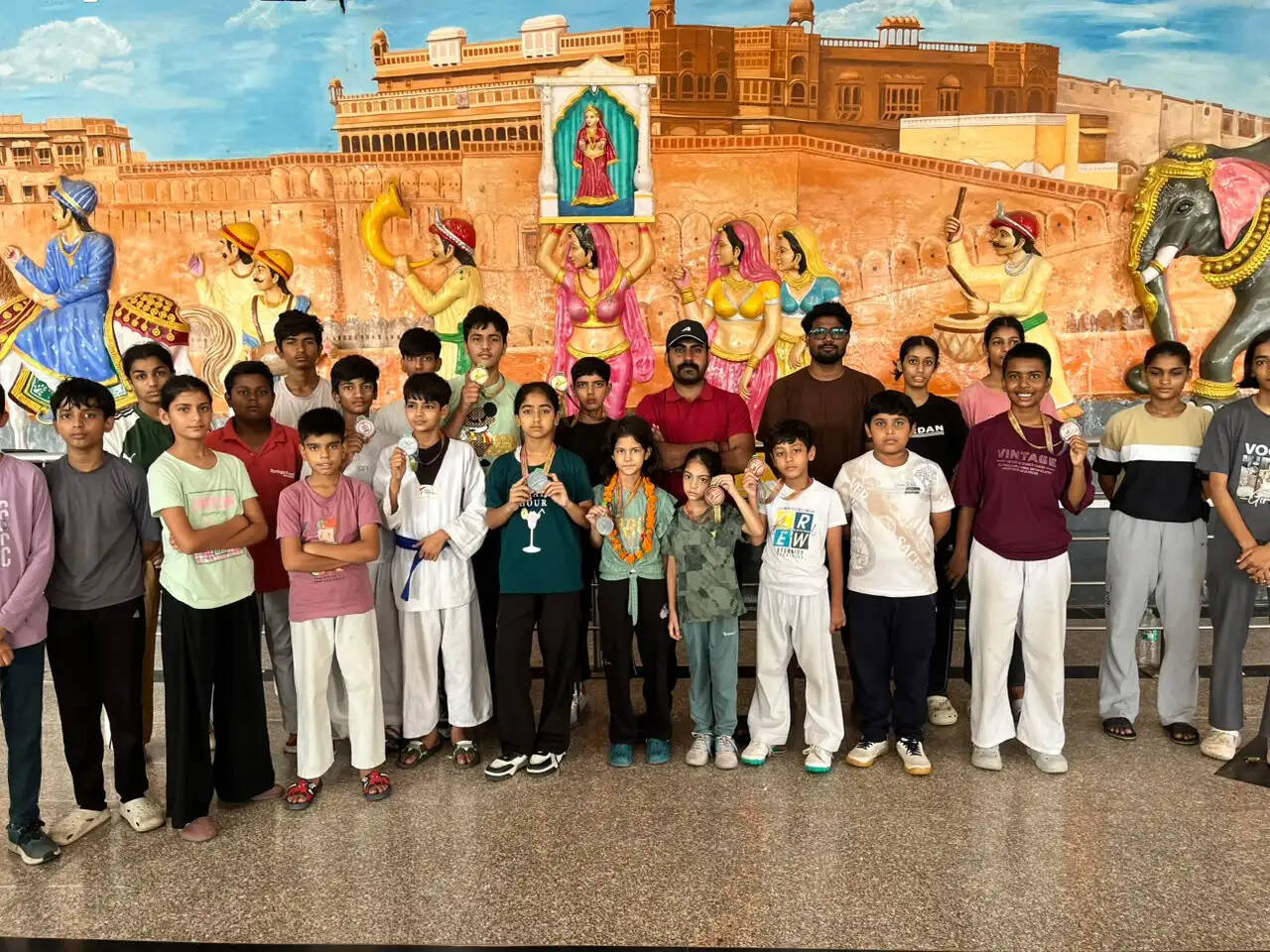ताईक्वांडो स्टेट चैम्पियनशिप जयपुर में सम्पन्न : बीकानेर ने 07 गोल्ड, 04 सिल्वर 05 ब्रोंज सहित जीते 16 मेडल