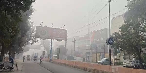 मुरादाबाद में दिखा काेहरा, सूर्यदेव के दर्शन से छटा