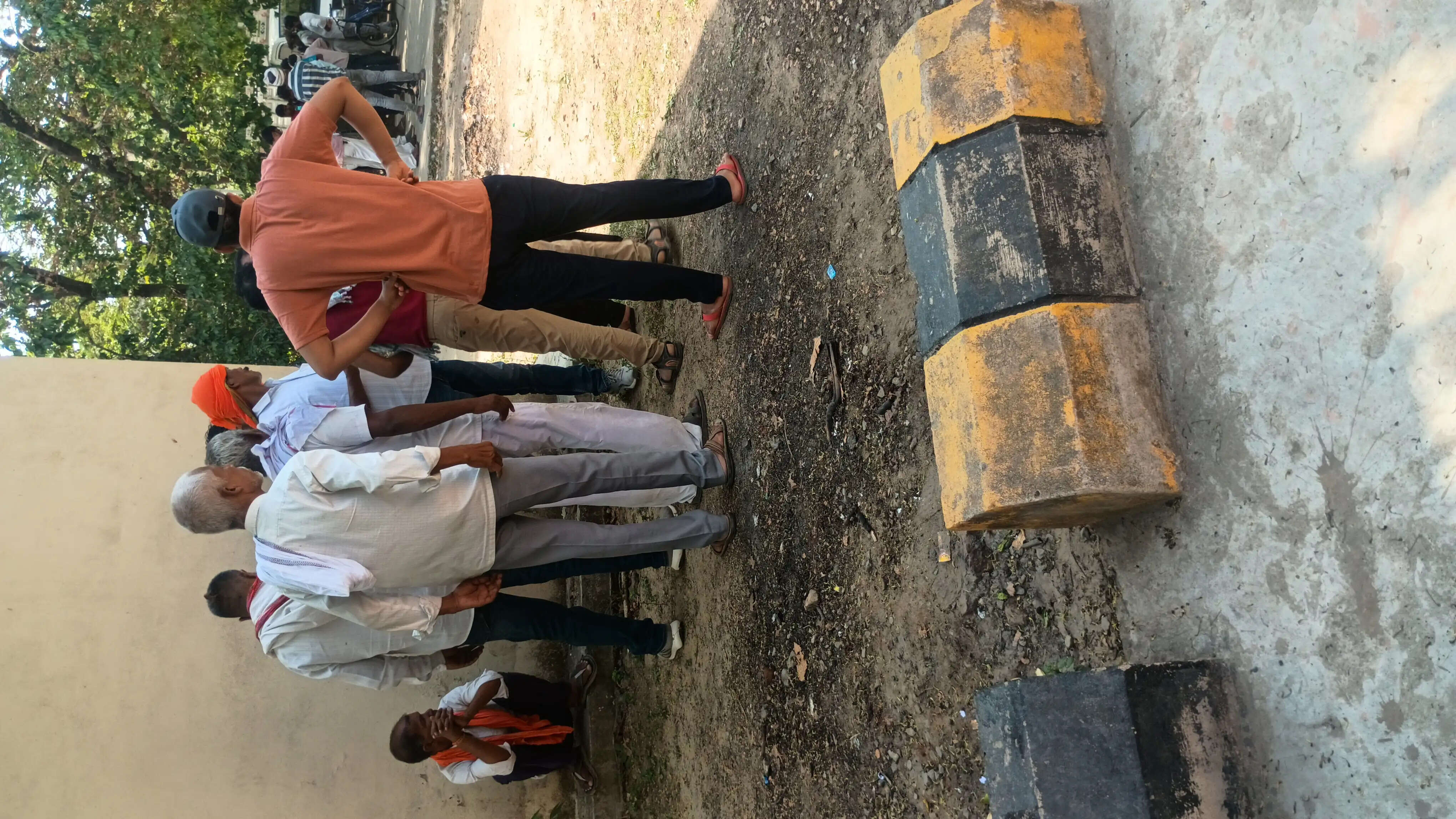 संदिग्ध परिस्थितियों में युवती की मौत, जांच में जुटी पुलिस