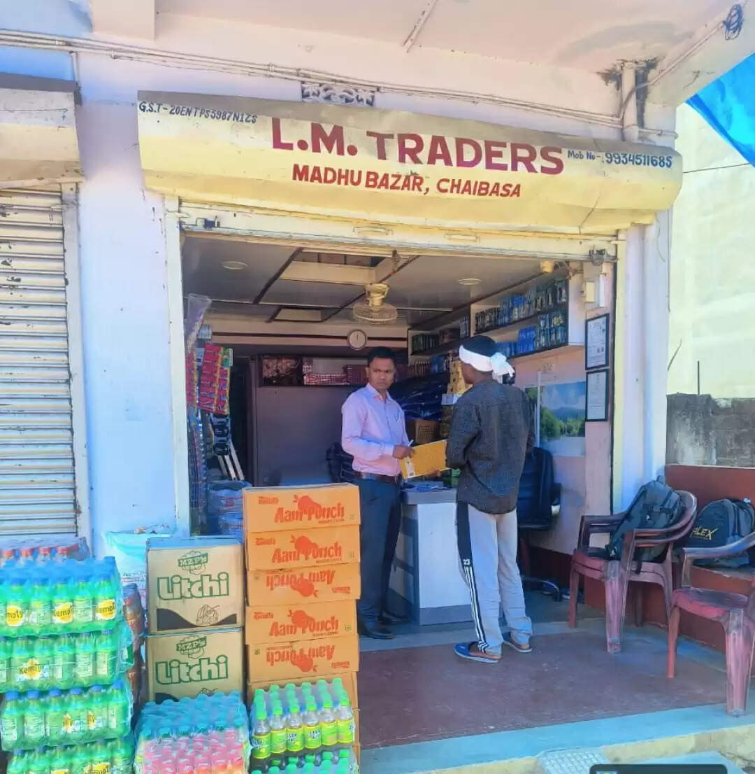 खाद्य सुरक्षा विभाग की छापेमारी में 07 दुकानों की जांच में कई को नोटिस