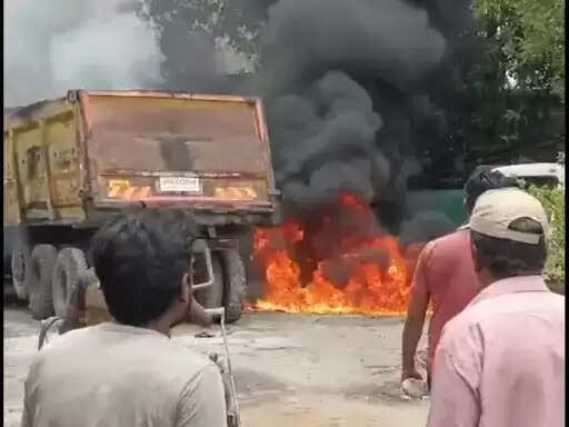 कोरबा : आरकेटीसी कंपनी में वेल्डर की मौत,कोरबा में ट्रेलर के डीजल टैंक में वेल्डिंग के दौरान झुलसे थे