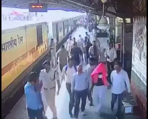 (लीड) टाइगर श्रॉफ पर हमले के तीन आरोपित राजस्थान के कोटा से पकड़े गए