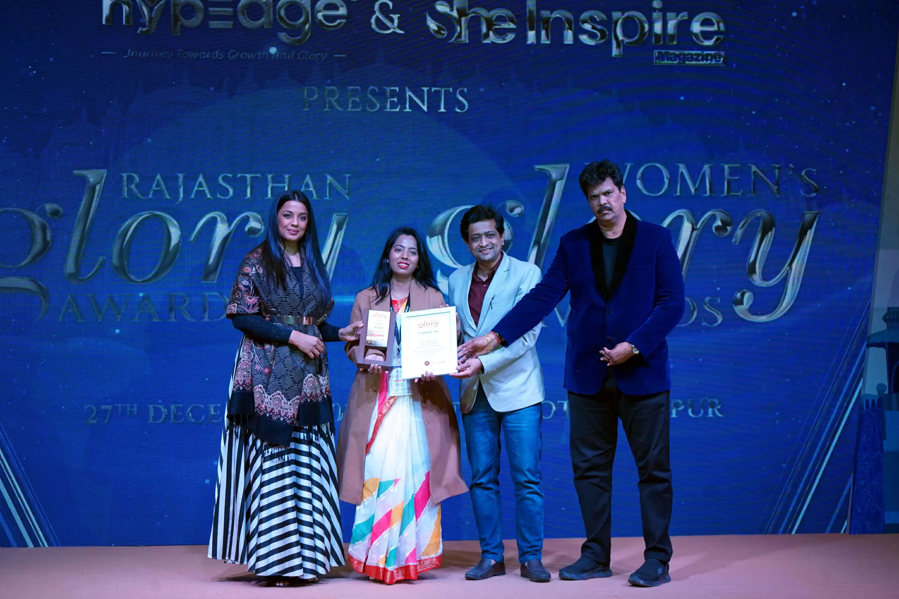 डॉ. अर्शी नाज वुमन्स ग्लोरी अवार्ड से सम्मानित