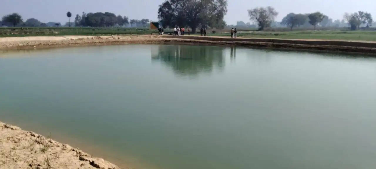 तालाब के साथ मछली पालन और जलीय खेती से किसान कर सकेंगे दोहरी आमदनी : आर.पी. कुशवाहा