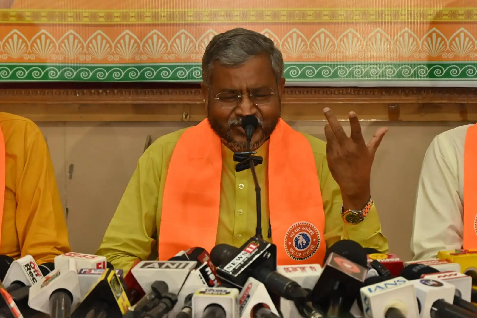 मोदी सरकार ने 25 करोड़ लोगों को गरीबी रेखा से बाहर निकाला: बाबूलाल