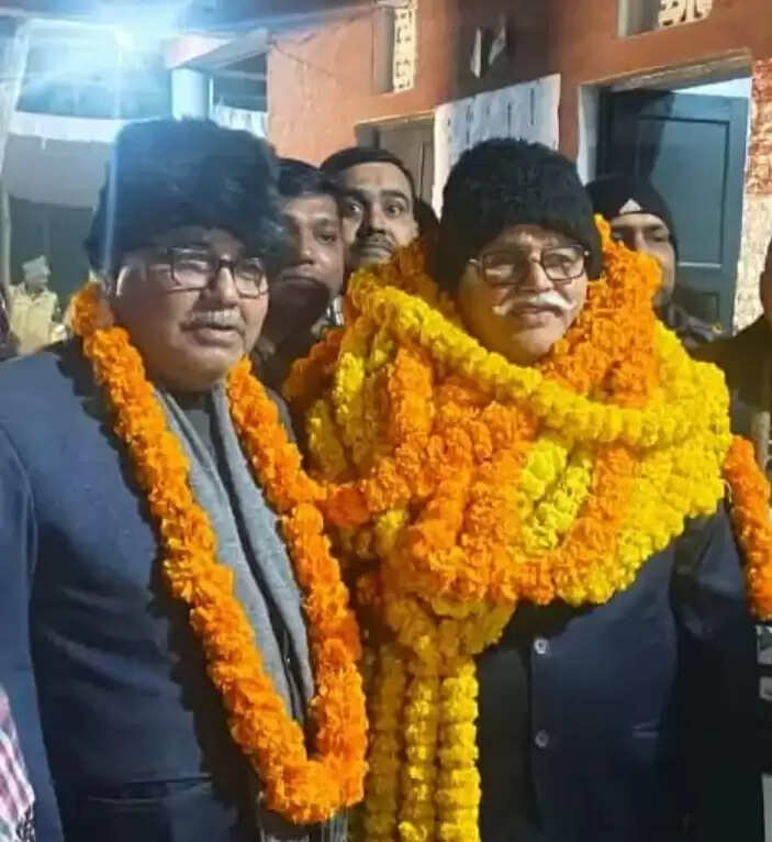 कांटे की टक्कर में अभयराज सिंह बने बार अध्यक्ष, 72 वोटों से मारी बाज़ी