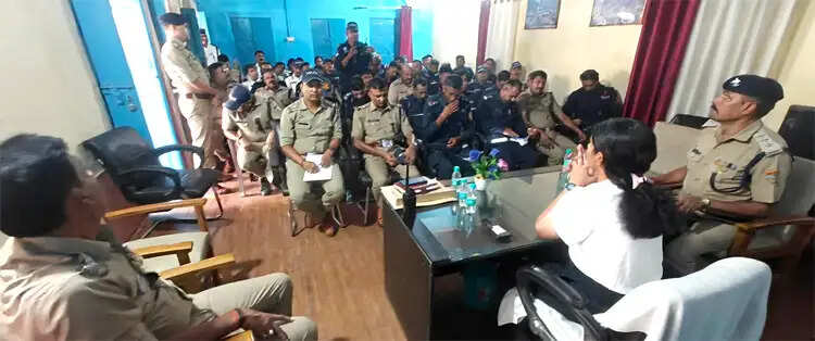 कांवड़ मेला : यातायात पुलिस का सम्मेलन, सुरक्षित और सुचारु व्यवस्था पर मंथन