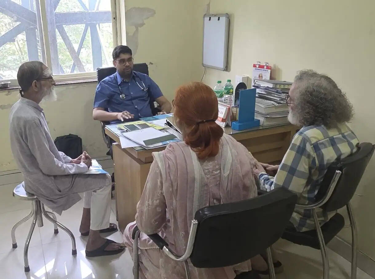 मेगा स्पेशलाइज्ड कार्डियोलॉजी और पल्मोनोलॉजी क्लिनिक आयोजित