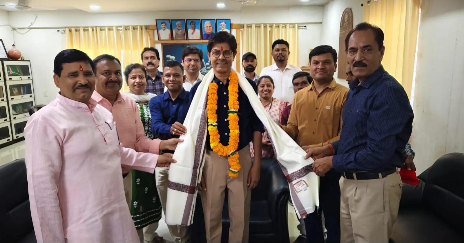 शहडोल: कुलगुरु के चार वर्ष पूर्ण, विश्वविद्यालय में सम्मान एवं अभिनंदन कार्यक्रम