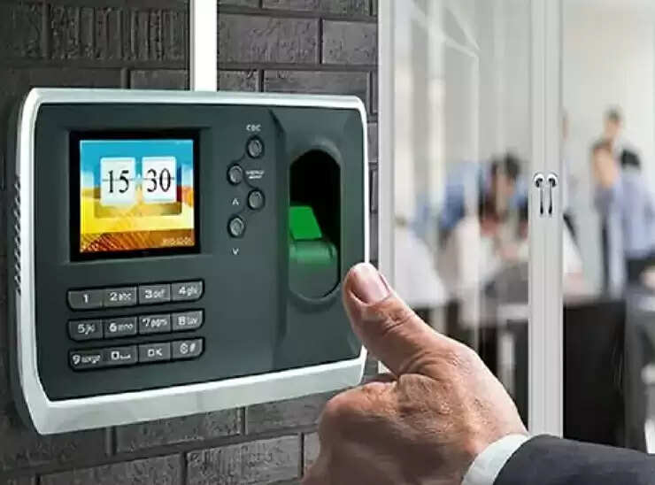 मेडिकल कॉलेजों में पढ़ाने वाली फेकल्टी के लिए अब आधार बेस बायोमेट्रिक अटेंडेंस जरूरी