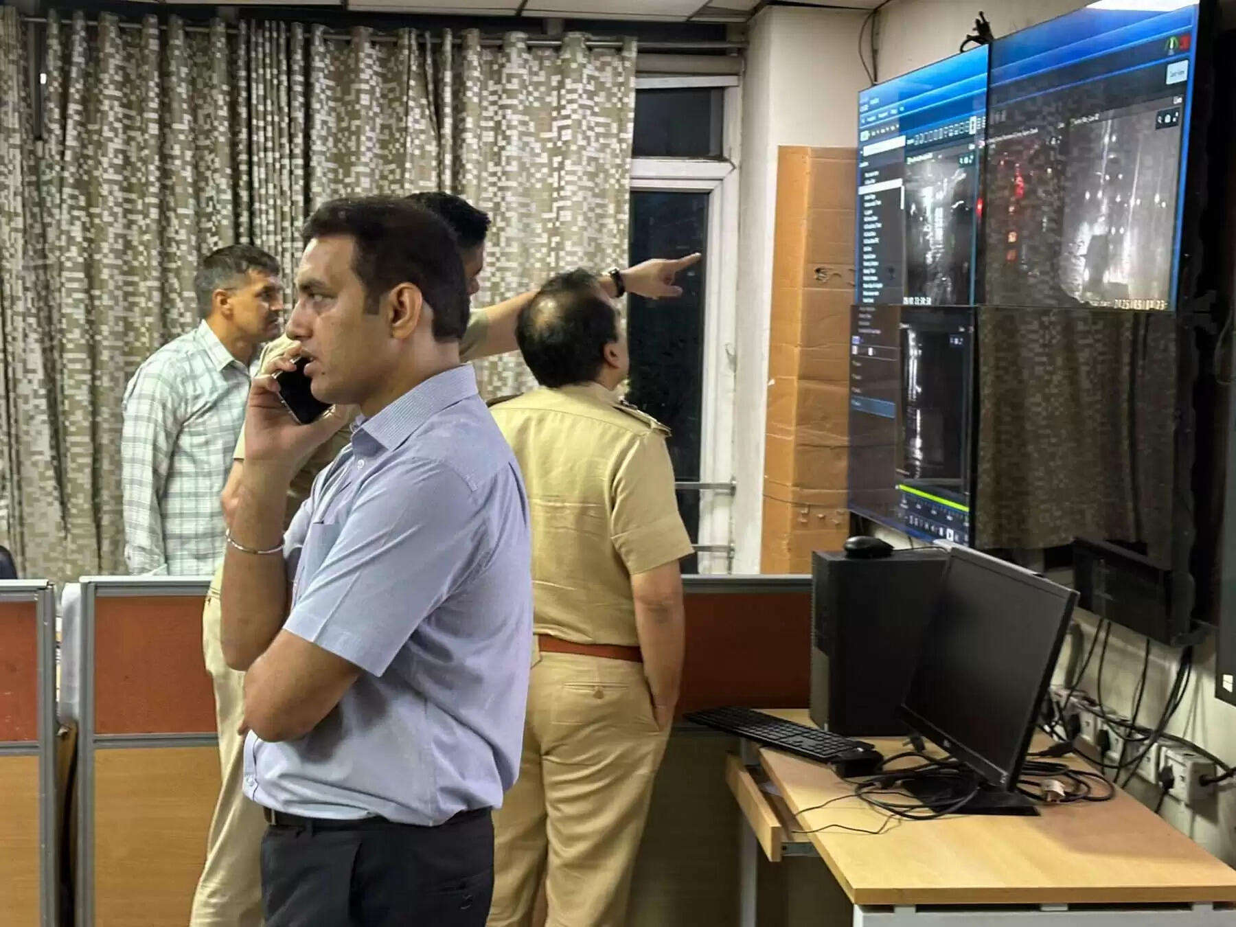 गुरुग्राम: पुलिस के पांच हजार जवानों ने बारिश के बीच संभाला मोर्चा