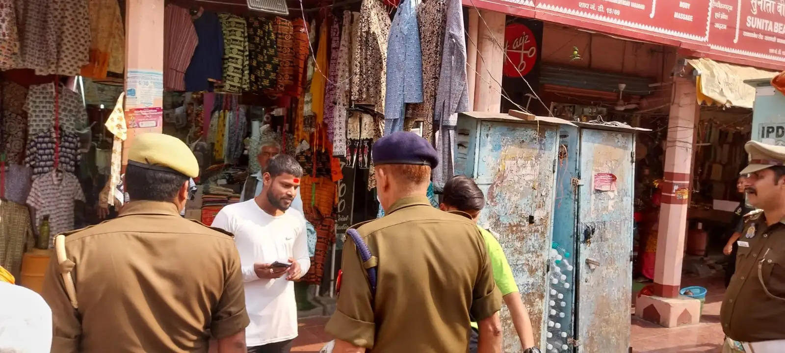 वाराणसी: देव दीपावली पर सुरक्षा व्यवस्था को लेकर अफसरों ने किया मंथन