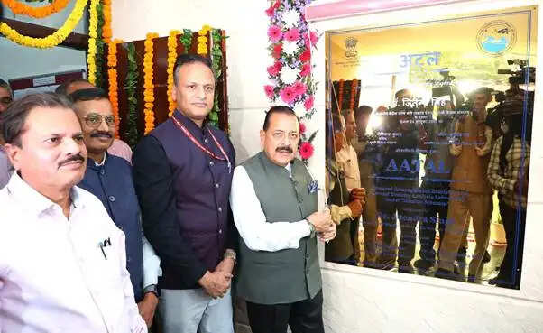 दिल्ली में प्रदूषण के स्रोत का पता लगाने वाली लैब का शुभारंभ