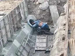 रायसेन&nbsp;में&nbsp;निर्माणाधीन पुलिया&nbsp;से&nbsp;नीचे बाइक गिरने से युवक की मौत,&nbsp;एक दिन पहले मिनी ट्रक गिरा था