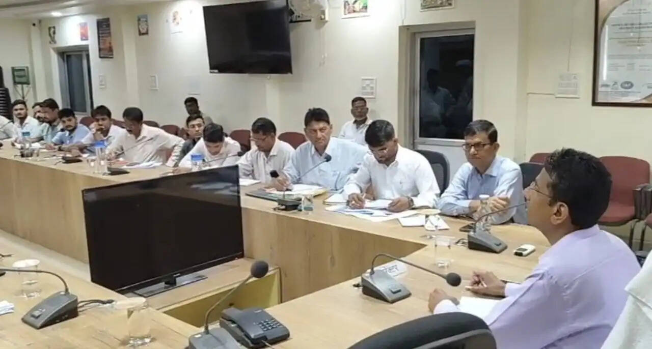 दमोह में गहराया पेयजल संकट, कलेक्टर प्रताप नारायण यादव के सामने बड़ी चुनौती