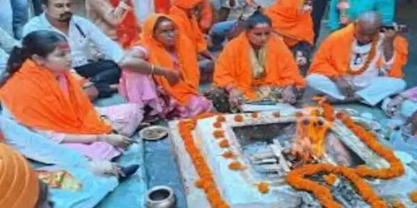 विश्व हिंदू रक्षा परिषद ने 15 लोगों की करायी घर वापसी