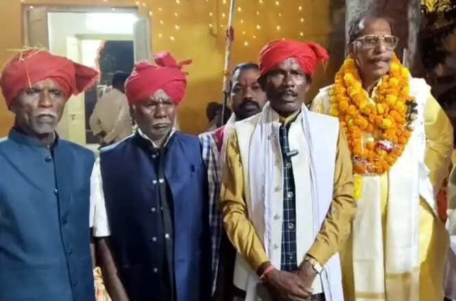 मांझी-चालकी की परंपरा का सम्मान हो, सदियों पुरानी विरासत में न हो राजनीतिक हस्तक्षेप