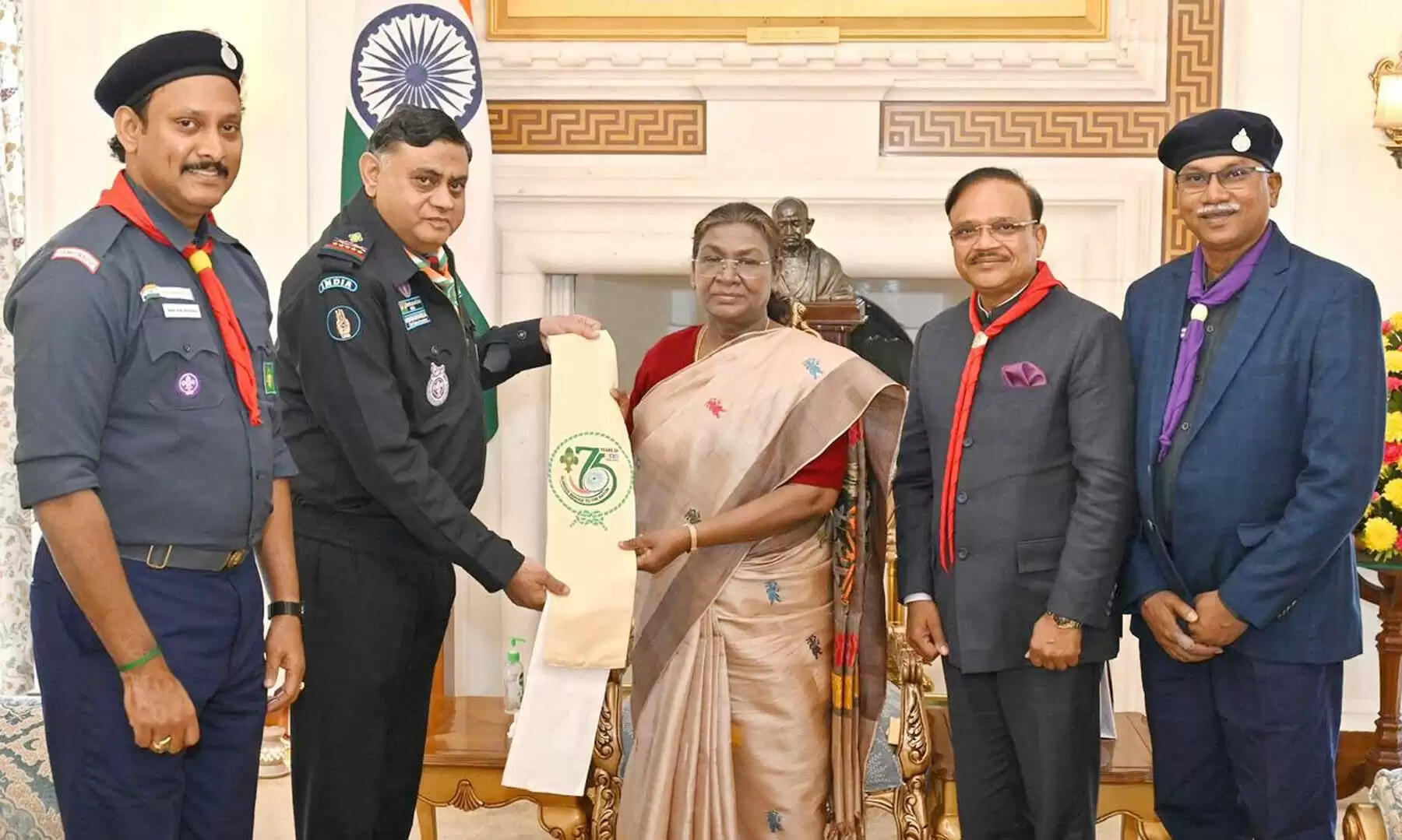 राष्ट्रपति को भारत स्काउट्स और गाइड्स के डायमंड जुबली जंबूरी के लिए दिया आमंत्रण&nbsp;