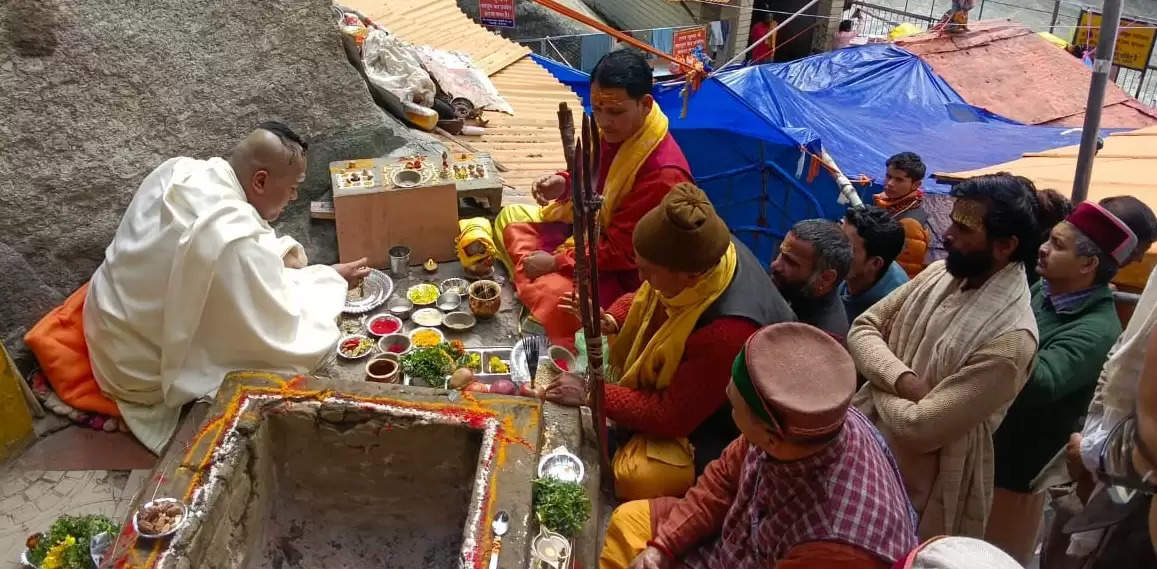 बद्रीनाथ धाम में नायब रावल अमरनाथ नंबूदरी संभालेंगे पूजा-पाठ का जिम्मा, धार्मिक अनुष्ठान हुए शुरू