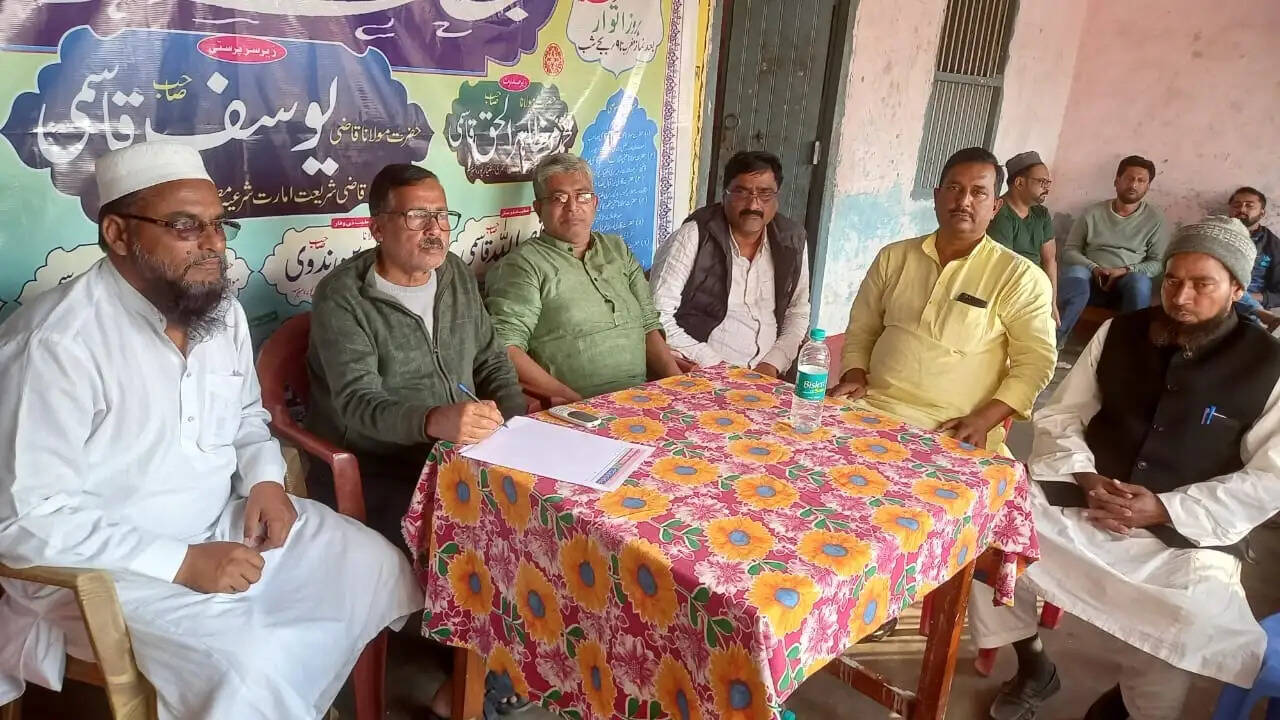 अमजदिया मदरसा में जलसा ए दस्तार बंदी कार्यक्रम आयोजित