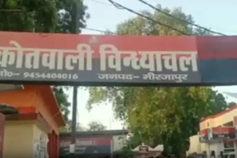 गंगा स्नान के दौरान तीन लोग डूबने लगे, दो को बचाया, युवक लापता