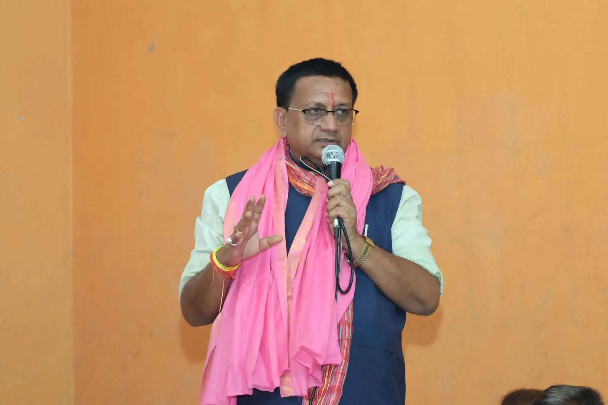 सांसद अजय मंडल पर बरसे मंत्री शैलेंद्र, कहा- 'चेत जाइए, नहीं तो आने वाला समय बुरा होगा