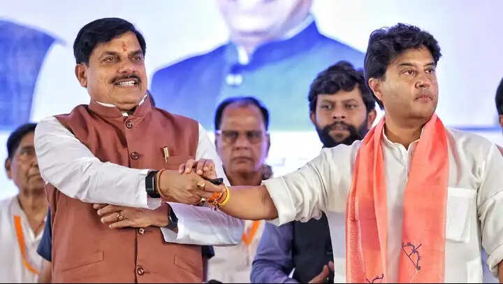 आत्मनिर्भर और रक्षा उत्पाद निर्माता के रूप में हो रही अब भारत का पहचान : ज्योतिरादित्य सिंधिया