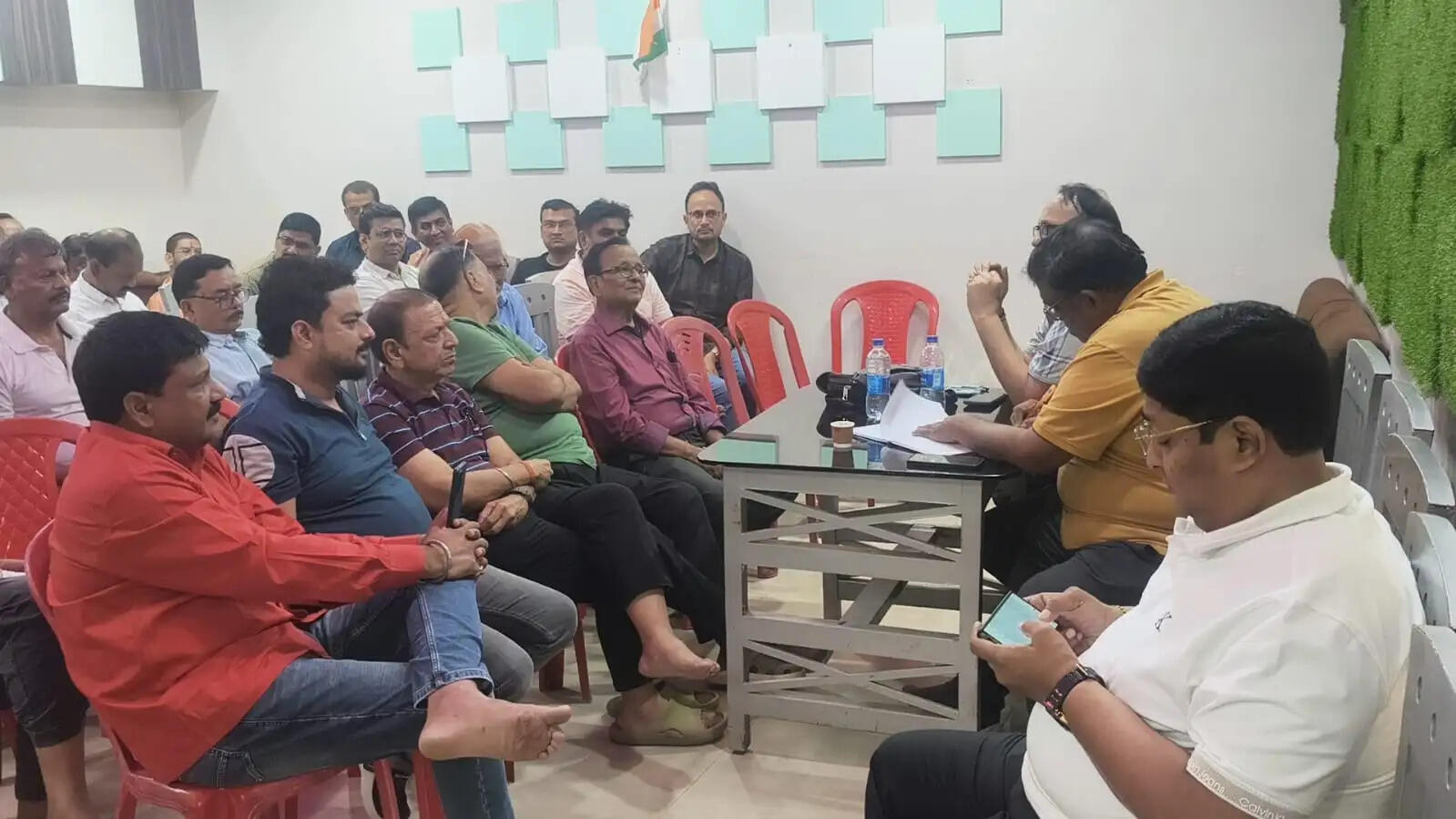 फारबिसगंज में धरोहर जीर्णोद्धार समिति की बैठक, शहर के विकास पर बनी रणनीति