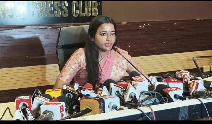 झाररखंड में पुलिस के संरक्षण में अपराधी कर रहे अपराध : अंबा