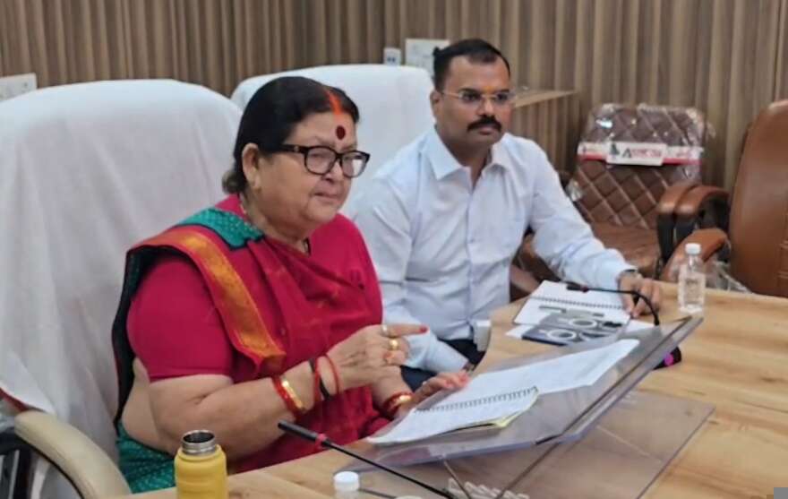 क्षतिग्रस्त सड़कों की मरम्मत में तेजी लाएं अधिकारी : नगर आयुक्त