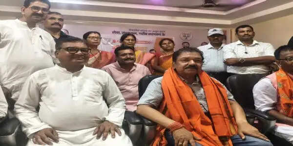 बिहार के सभी भूमिहीन परिवारों को मिलेगी तीन डिसमिल जमीन, जल्द शुरू होगा अभियान बसेरा 3 : दिलीप जायसवाल