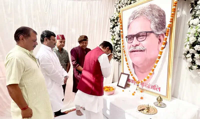 अधोसंरचना विकास के साथ शिक्षा में गुणात्मक विकास आवश्यक- उप मुख्यमंत्री शुक्ल