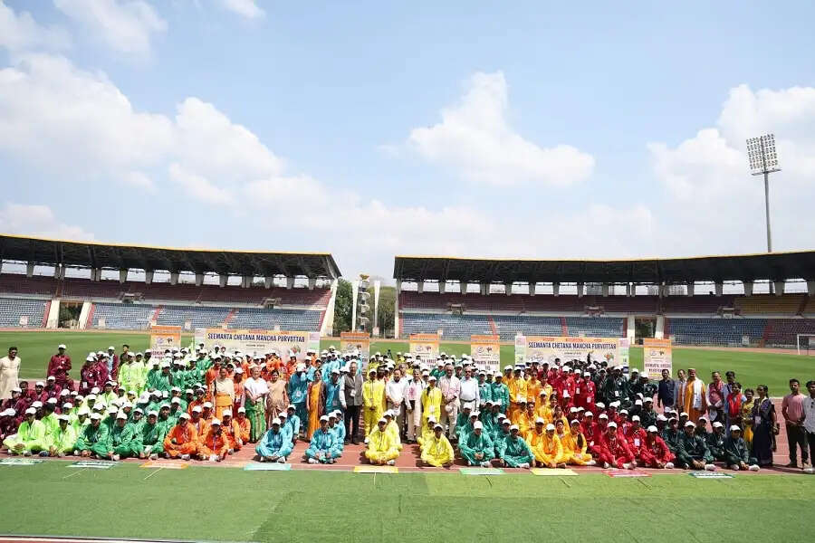 दत्तात्रेय होसबाले ने सीमांत क्रीड़ा महोत्सव में खिलाड़ियों से किया संवाद