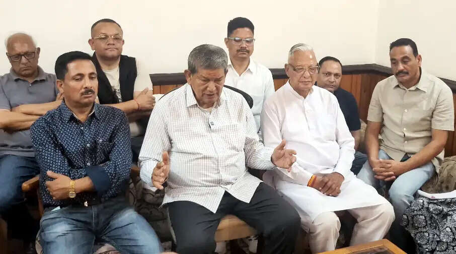 महिलाओं को 33 प्रतिशत आरक्षण के लिए पहल करे उत्तराखंड: रावत