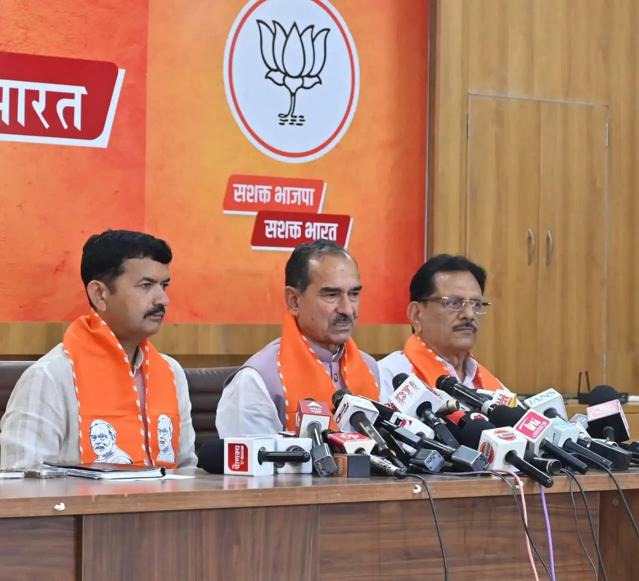 पीएम माेदी और भजनलाल सरकार के जनहितैषी कार्यों पर जनता ने लगाई&nbsp;मोहर&nbsp;: मदन राठौड़