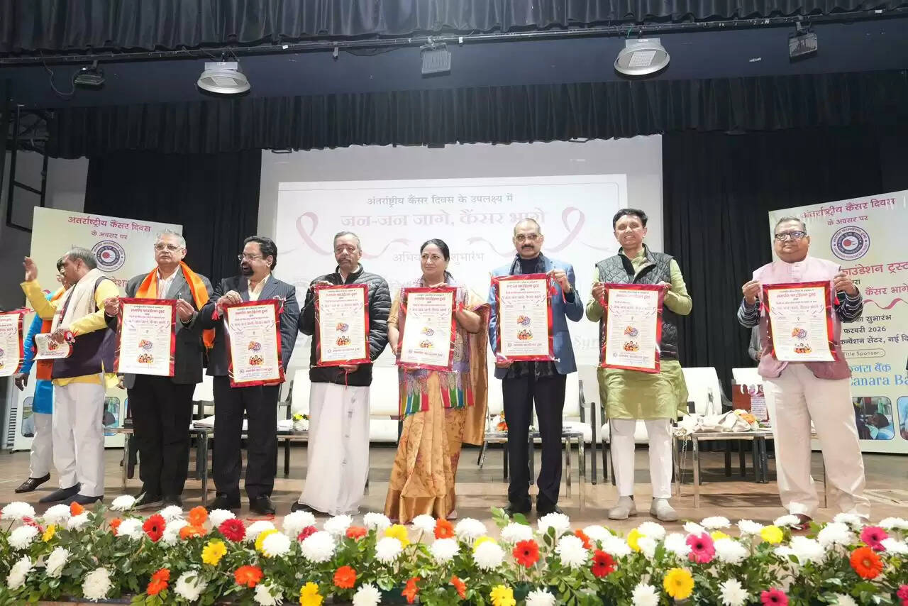 कैंसर से जंग सिर्फ दवाओं से नहीं, सामाजिक संवेदनशीलता से जीतेंगे: रेखा गुप्ता