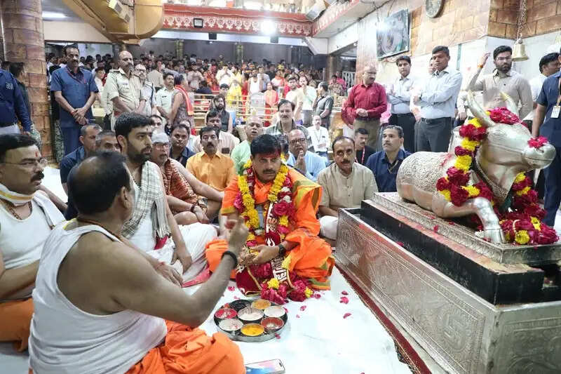 रंगपंचमी पर परंपरागत रूप से निकलने वाले ध्वज चल समारोह हमारे सांस्कृतिक गौरव का प्रतीकः मोहन यादव