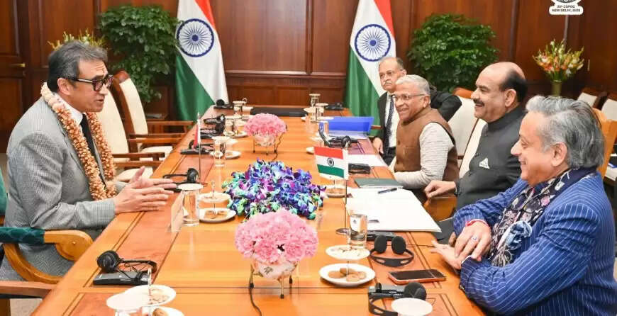 लोकसभा अध्यक्ष की केन्या, मालदीव, त्रिनिदाद-टोबैगो और सेशेल्स के संसदीय प्रतिनिधियों से मुलाकात