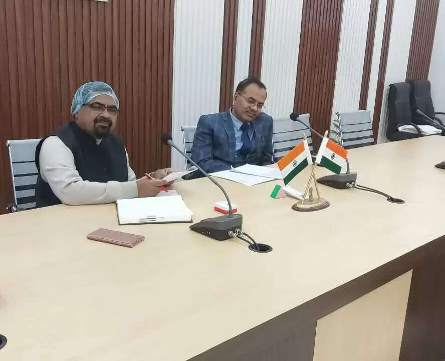 कन्नौज: जिले की तेरह में से आठ सीएचसी पर डेंटल केयर यंत्र खराब, डीएम ने कड़ी नाराजगी जताई