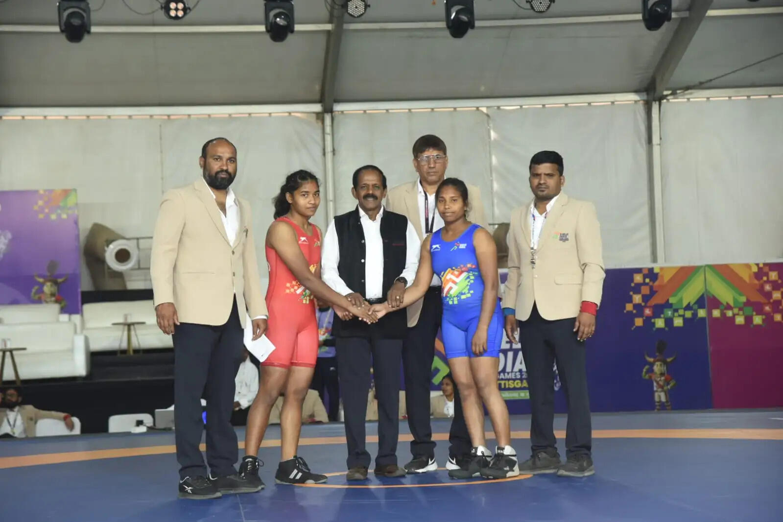 खेलो इंडिया ट्राइबल गेम्स 2026: कुश्ती के दंगल में छाए देशभर के पहलवान, दूसरे दिन दिखा जबरदस्त रोमांच