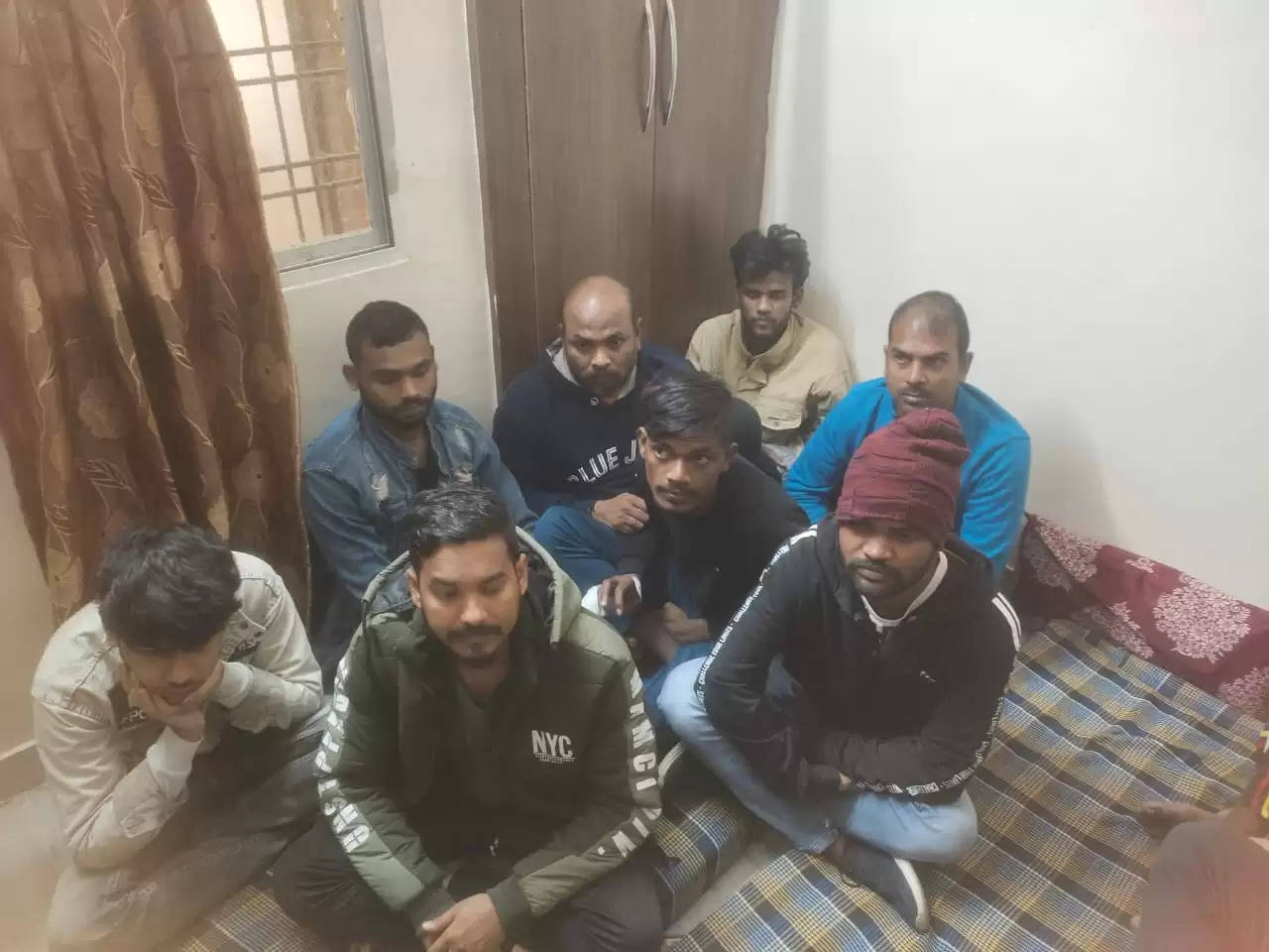 दुर्ग : भोपाल में ऑनलाइन सट्टा की तीन ब्रांच दुर्ग पुलिस ने की ध्वस्त, आरोपितों के साथ भिलाई लौट रही टीम