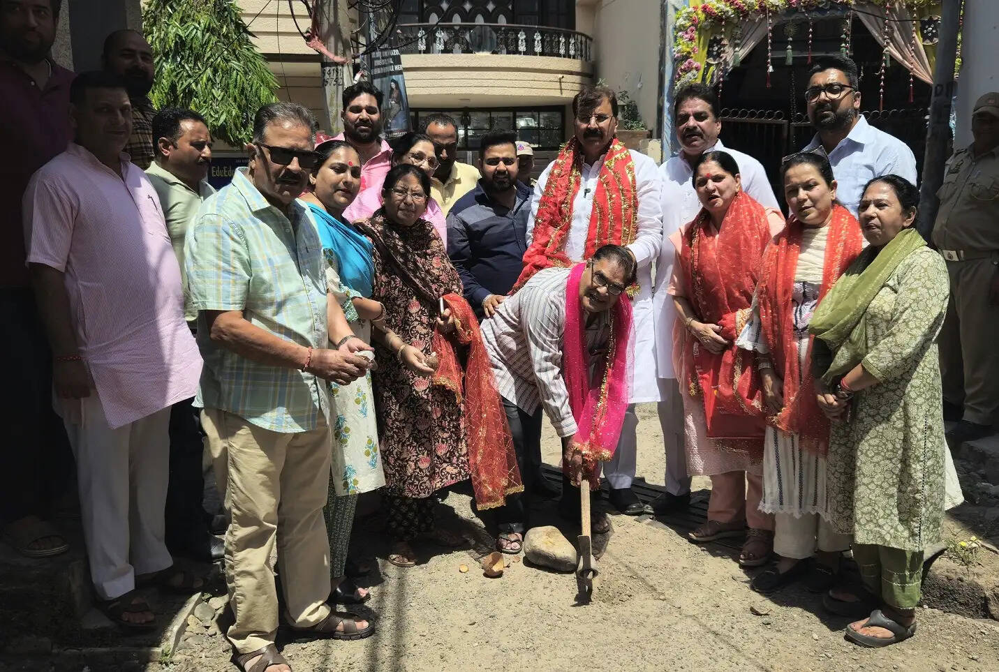 22 लाख रुपये की लागत से लेन विकास कार्यों का शुभारंभ