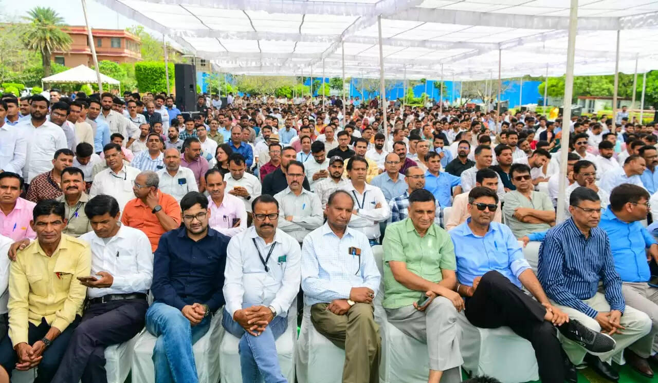 मुख्यमंत्री भजनलाल शर्मा ने दिलाई शपथ, सुशासन पर दिया जोर