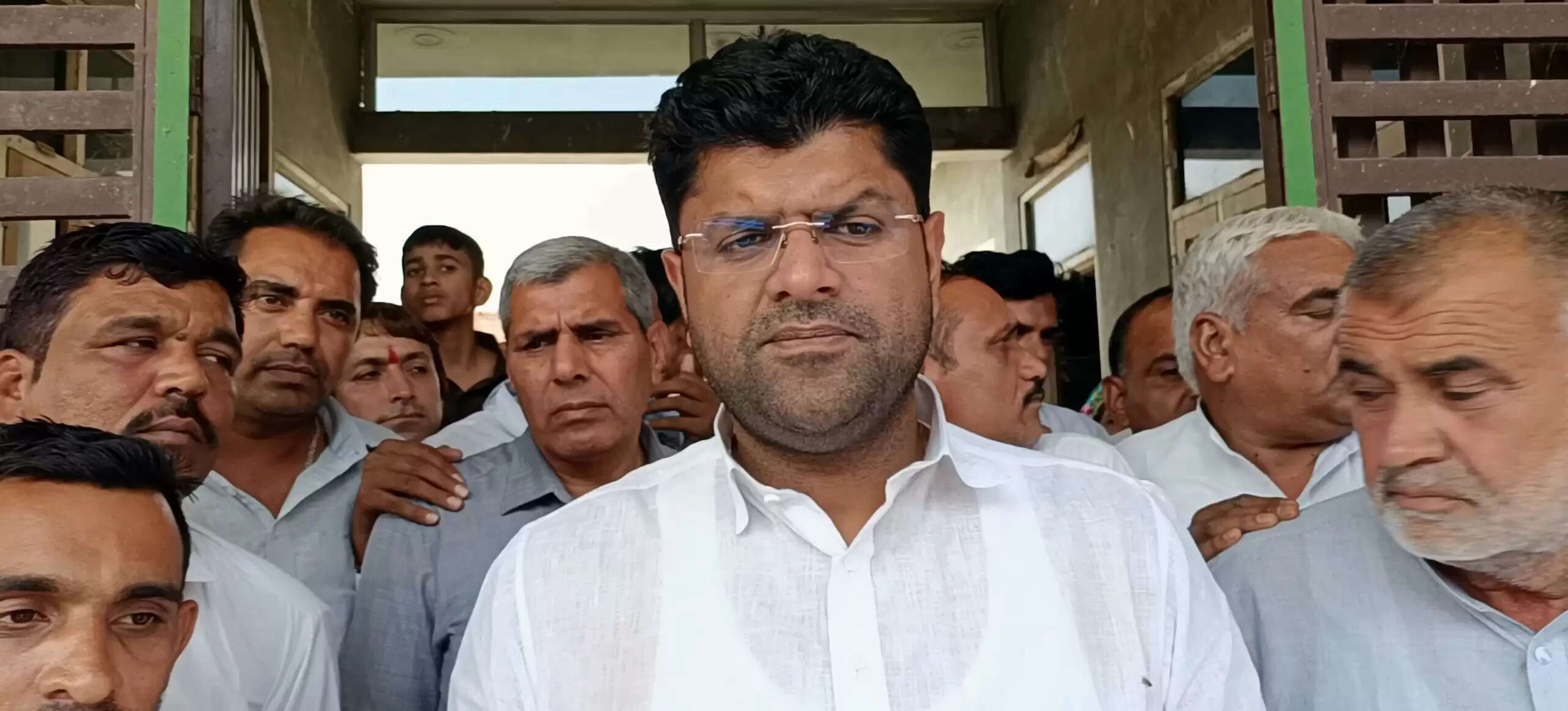 जींद : गेहूं की पेमेंट करने में सरकार फेल: दुष्यंत चौटाला